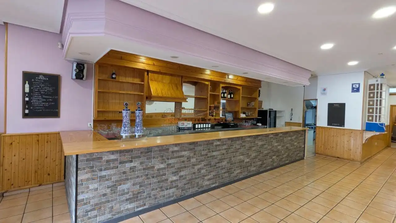 Local comercial en venda a Piñeiros- Freixeiro, imagen 5