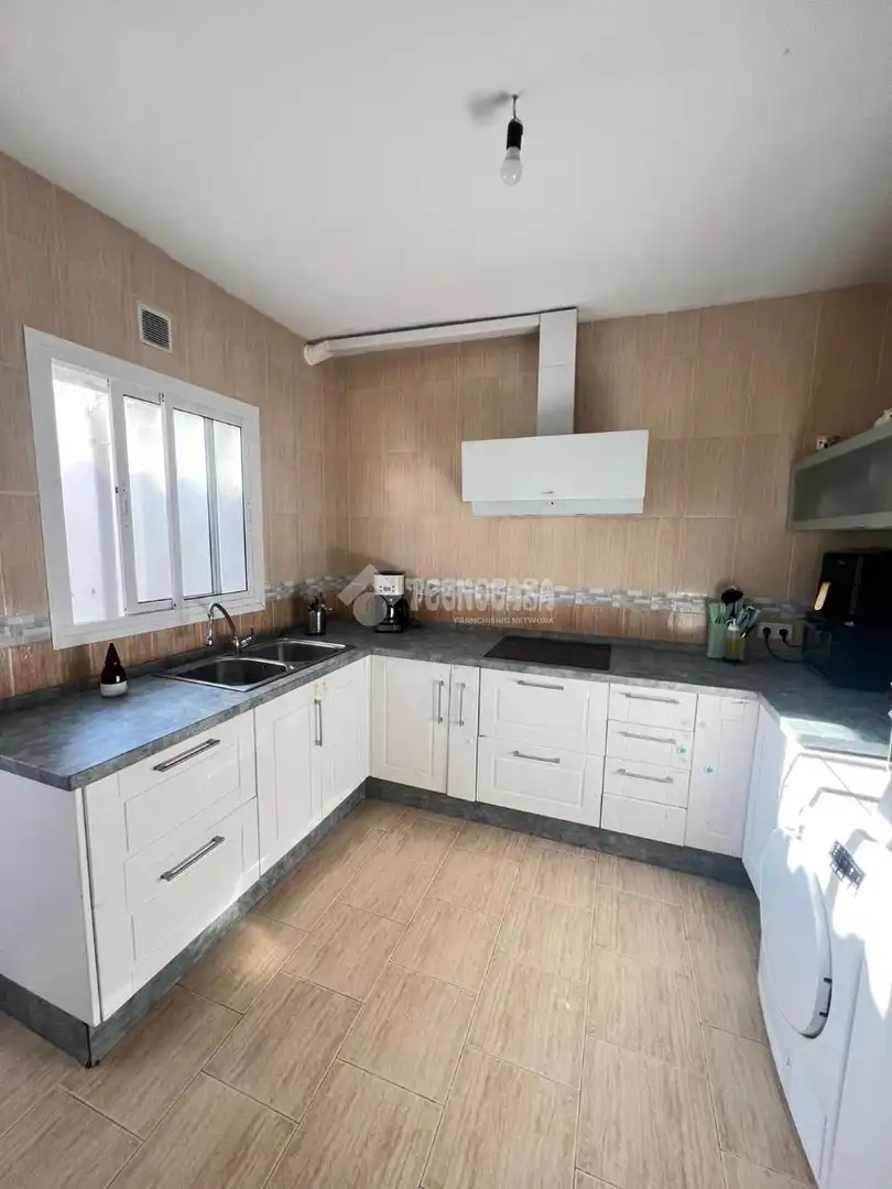 Küche von Wohnung zum Verkauf in Alhaurín El Grande mit Balkon