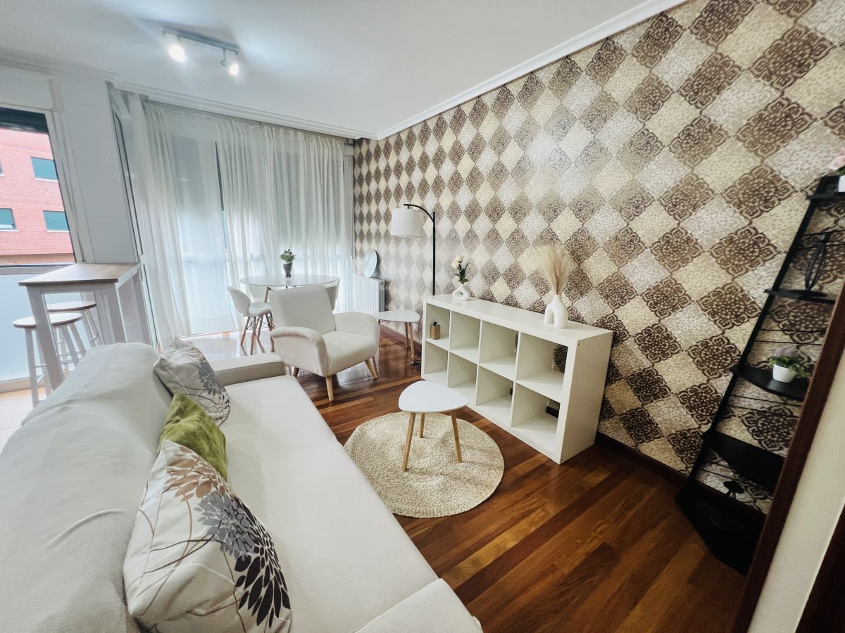 Flat to rent in Voto