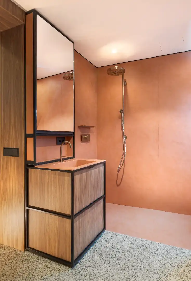 Bathroom of Flat for sale in Madrid  with Air Conditioner, Heating and Storage room