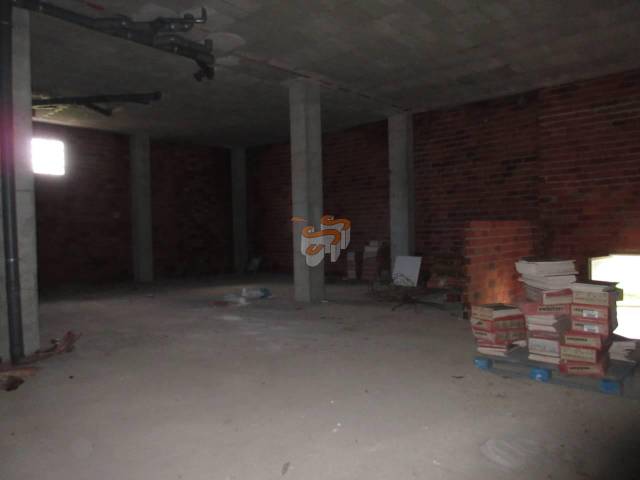Local comercial en Venta en Caranza