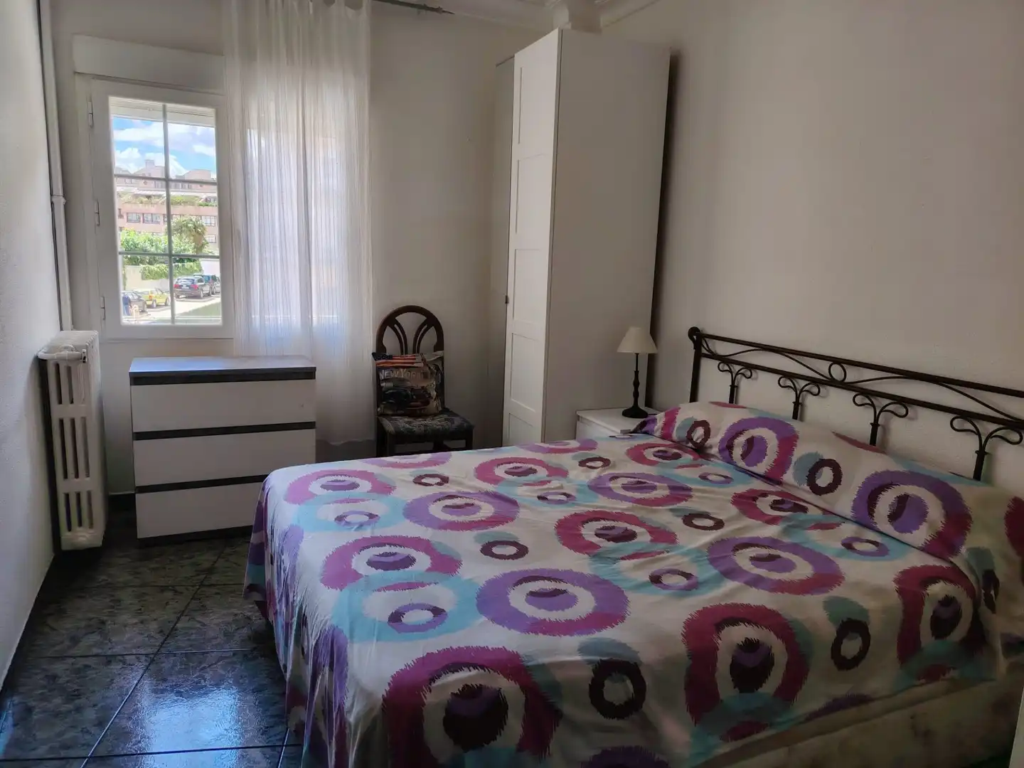 Habitación de Piso de alquiler en Zaragoza con Calefacción y Amueblado