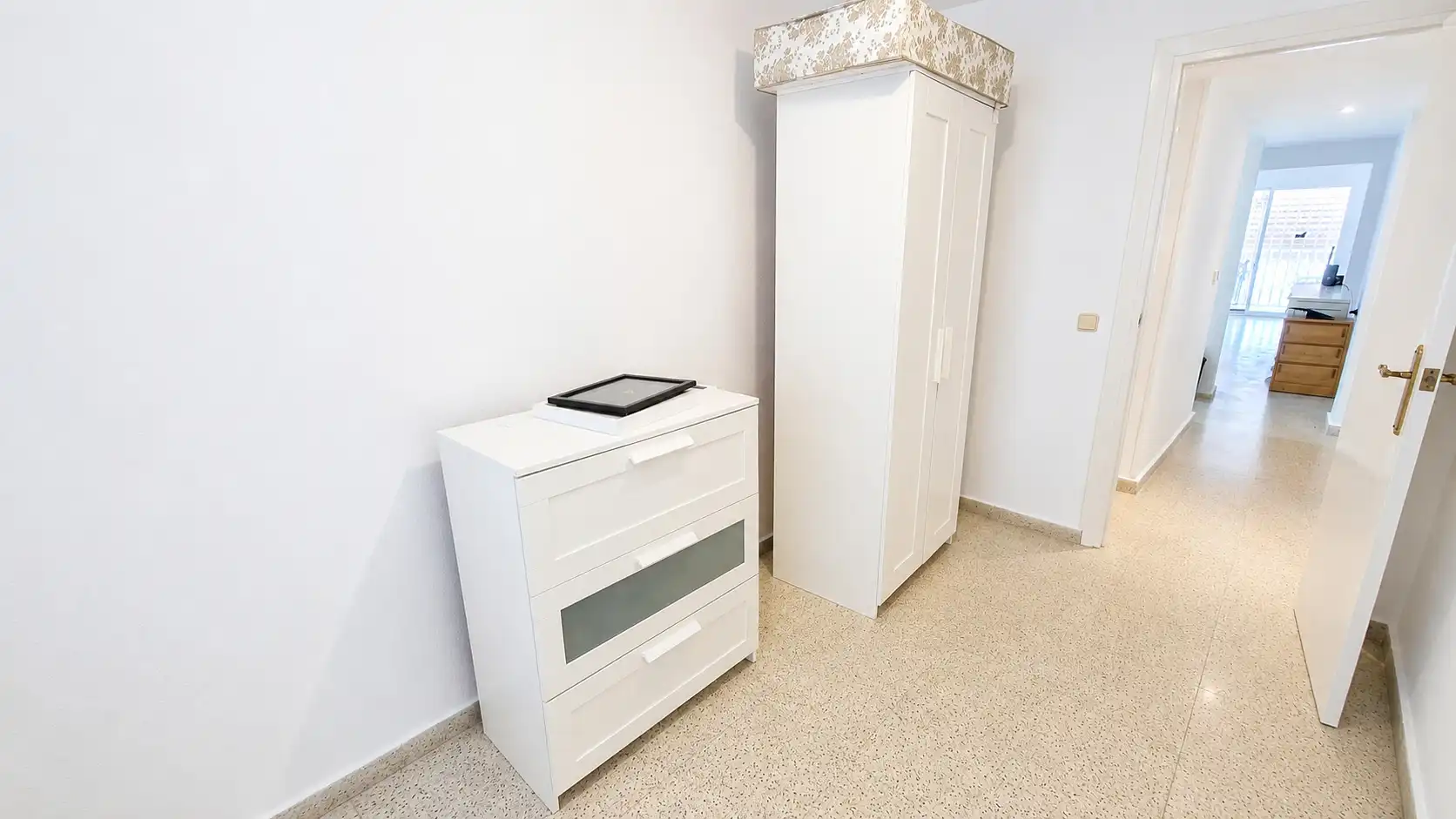 Schlafzimmer von Wohnungen zur Miete in Almuñécar mit Terrasse, Möbliert und Ofen