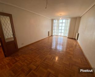 Living room of Flat for sale in Burgos Capital  with Heating and Parquet flooring