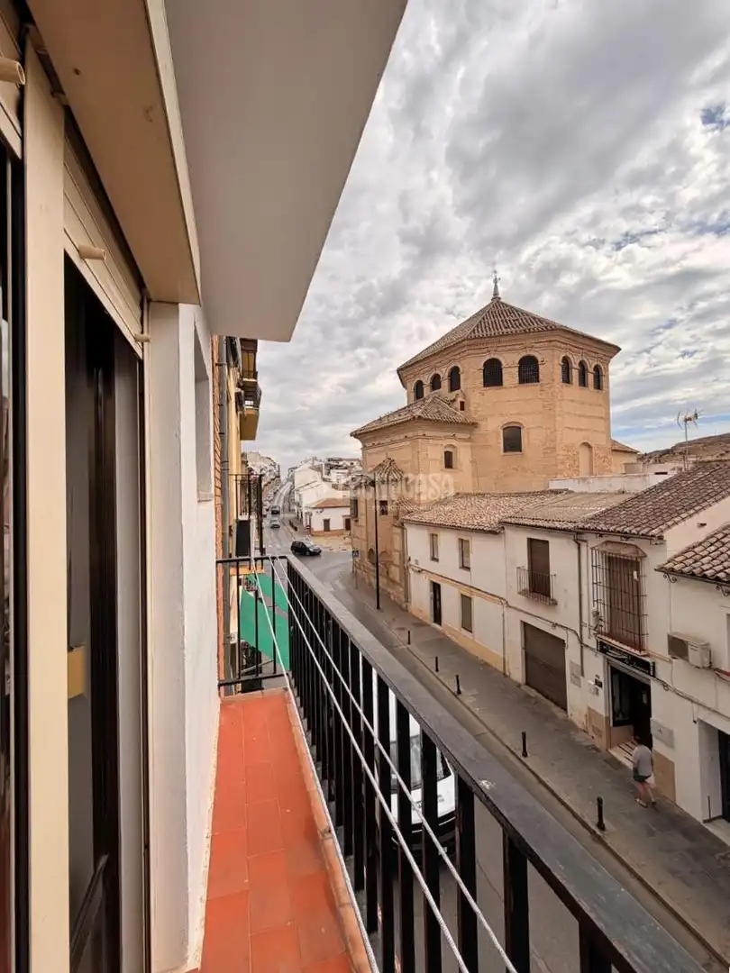Flat with terrace for sale in Cueva de Menga