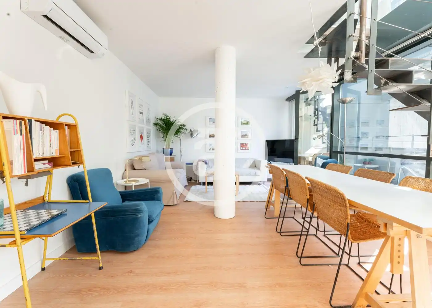 Living room of Duplexes for rent in Madrid  with Air Conditioner, Heating and Furnished