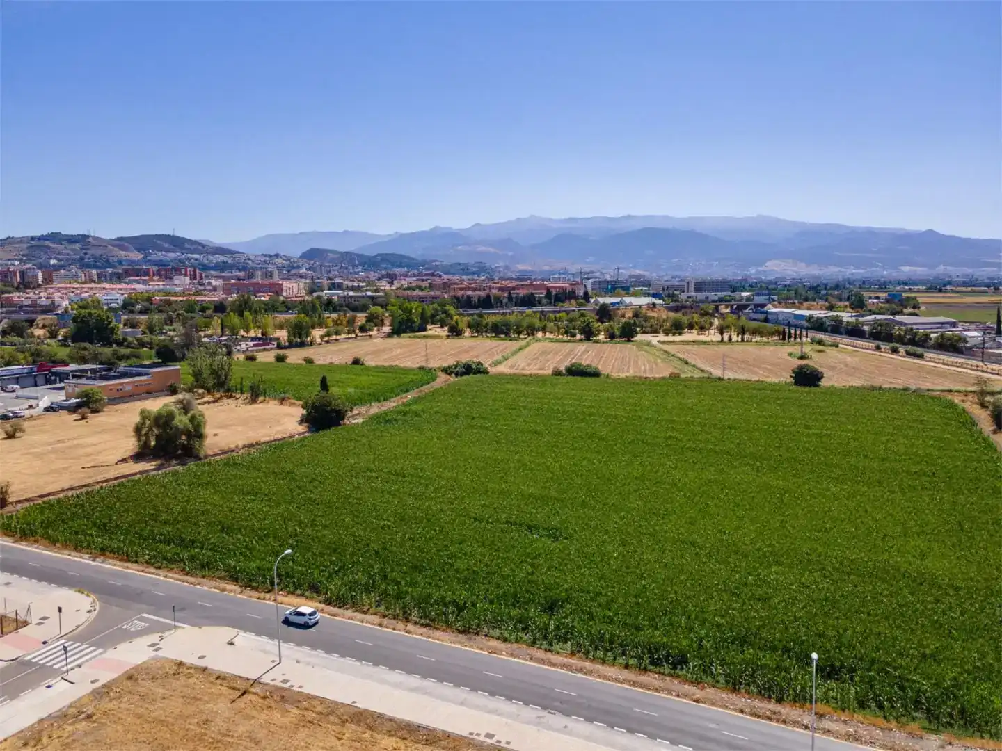 Piso en venta en Granada con Jardín privado y Piscina