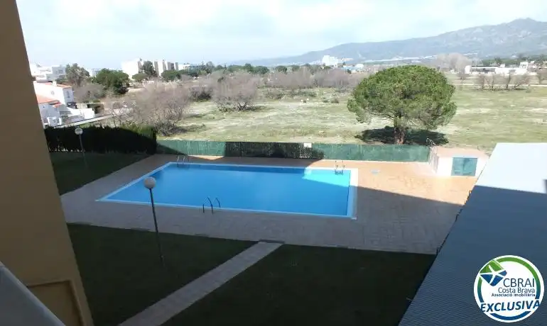 Apartamento con piscina en venta en Avenida de la platja 74 4 2 74, imagen 4