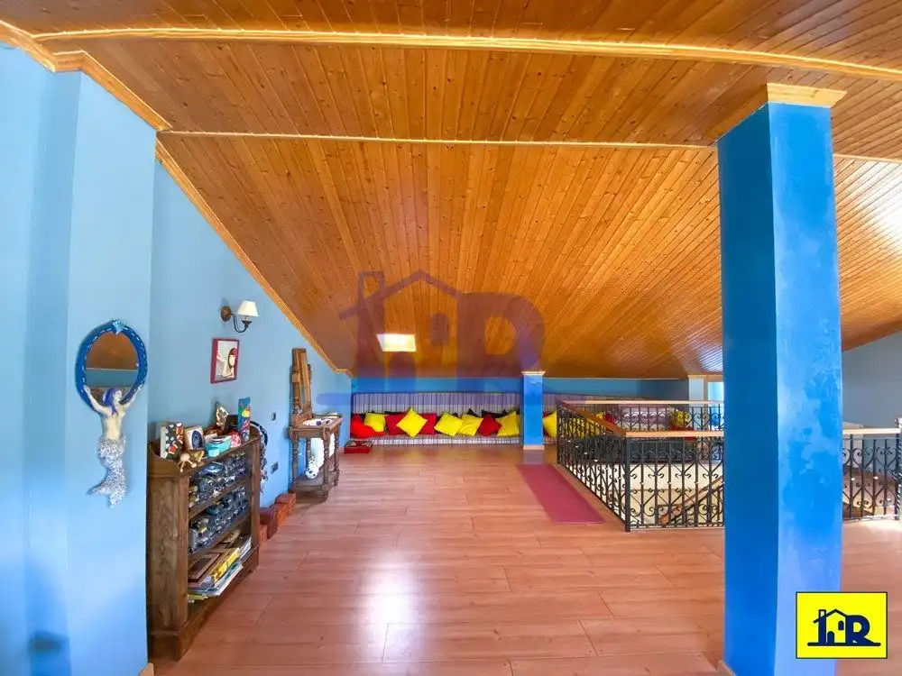 Houses for sale in Arcas del Villar  with Terrace, Storage room and Swimming Pool