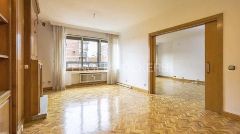 Foto 4 de Apartament en venda a Niño Jesús, Madrid