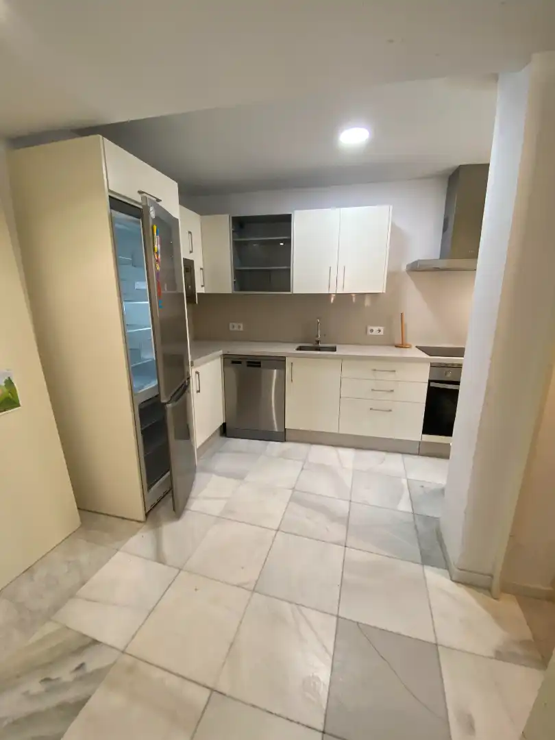 Cocina de Piso de alquiler en Córdoba con Aire acondicionado, Calefacción y Terraza