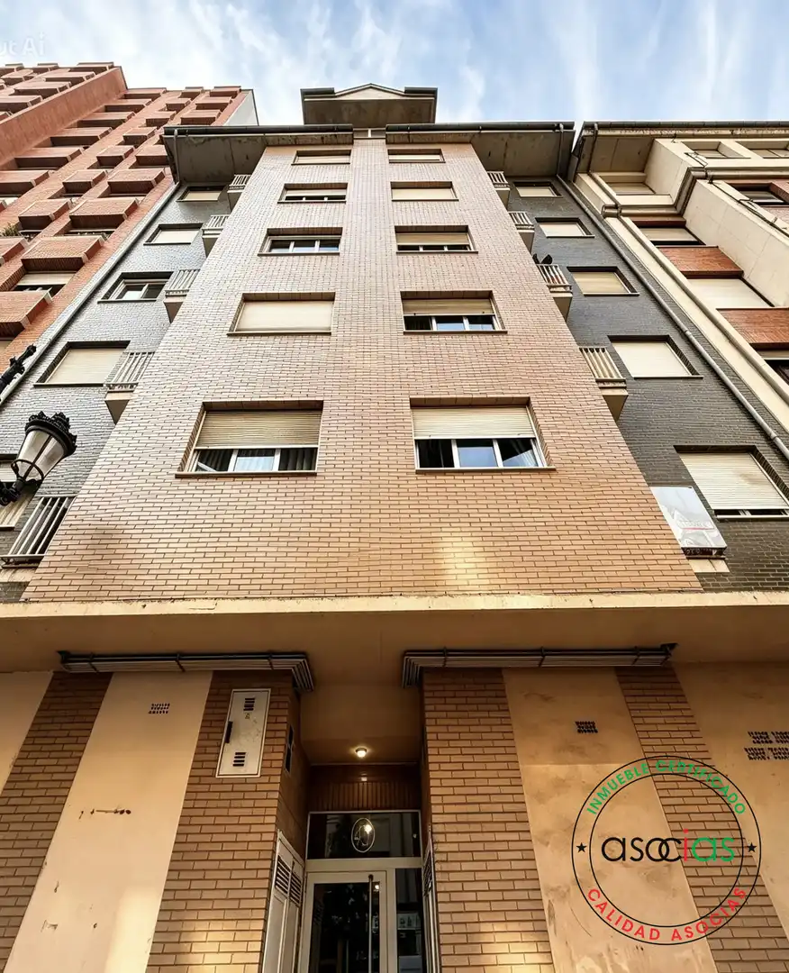 Flat for sale in Oviedo - Avenida del Mar, 45, HUCA - La Cadellada