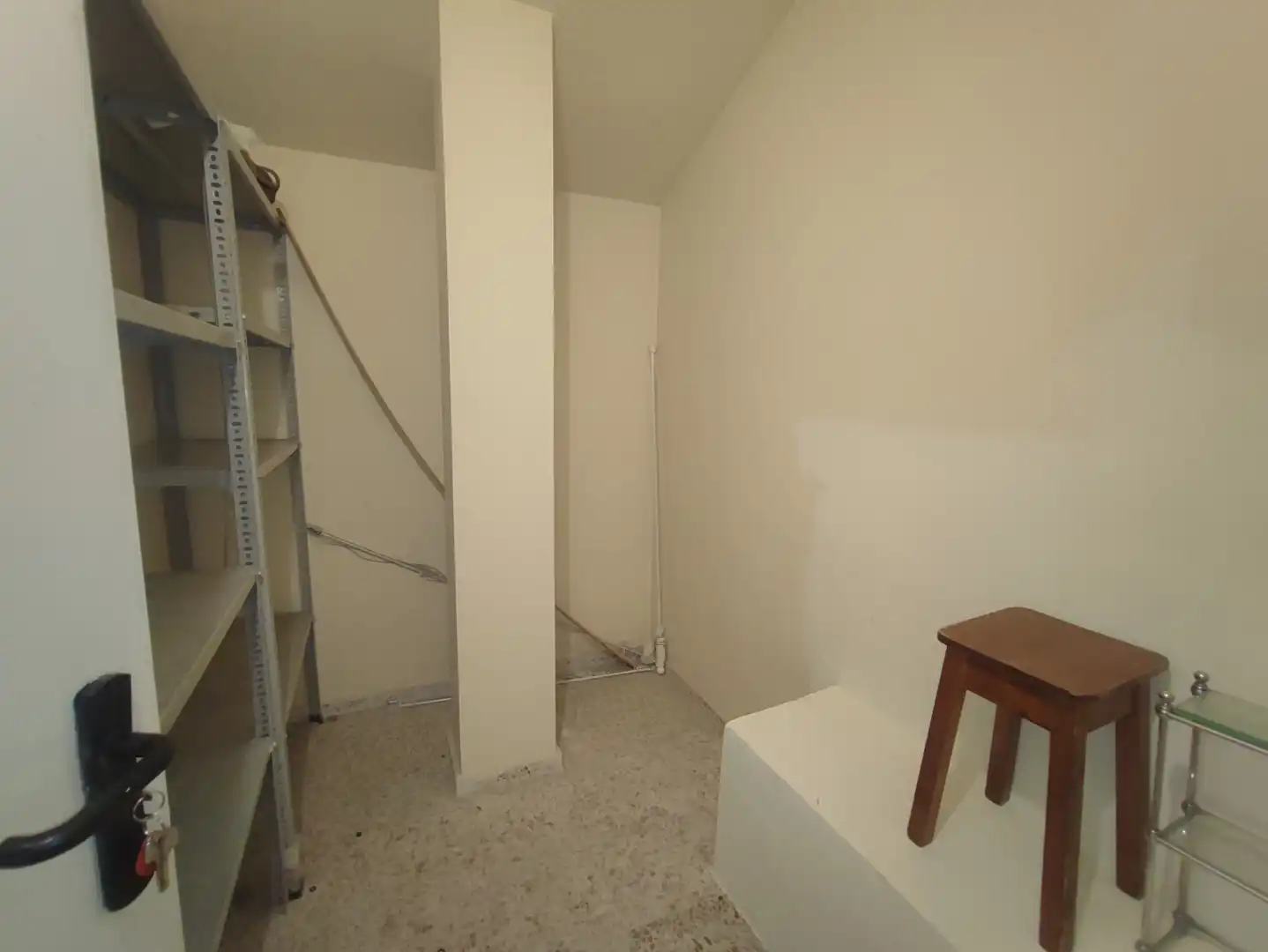 Piso en venta en Madrid con Calefacción, Terraza y Horno