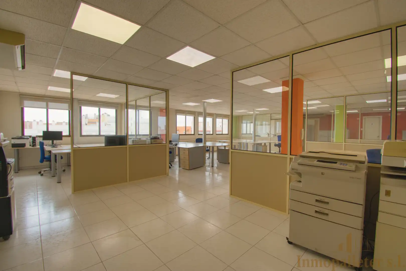 Büro zum Verkauf in Valencia mit Klimaanlage und Möbliert