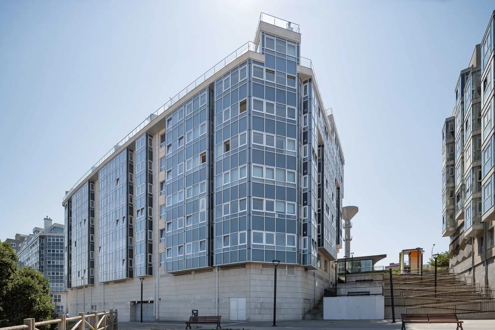 Vista exterior de Pis en venda en A Coruña Capital  amb Calefacció i Parquet