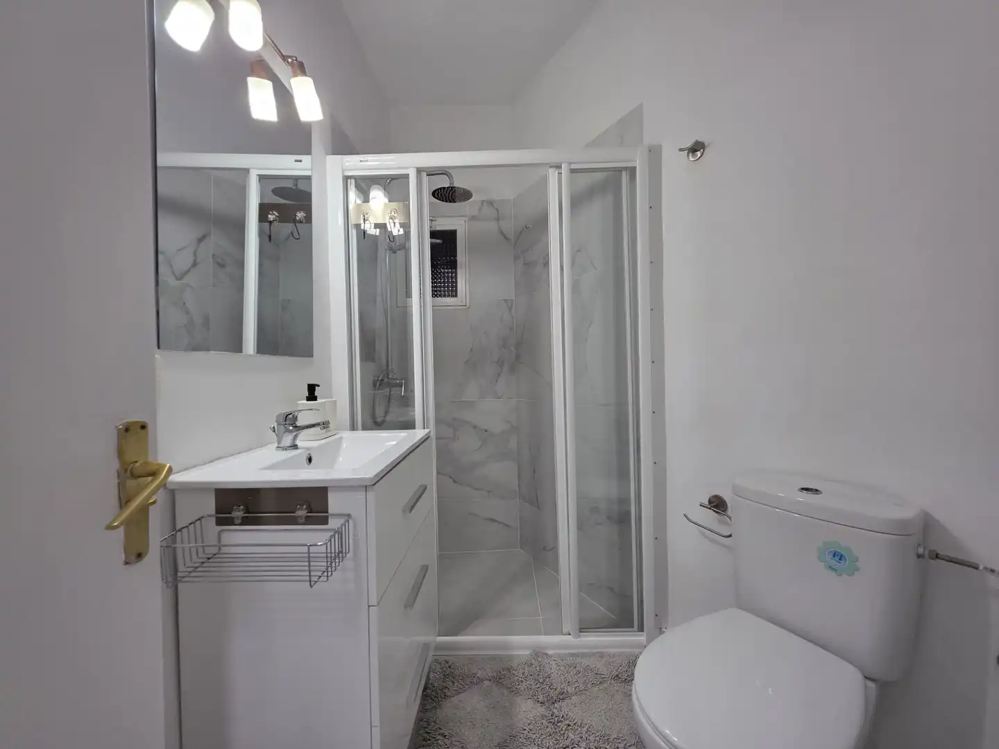 Bathroom of Apartments for rent in Arona  with Terrace and Furnished