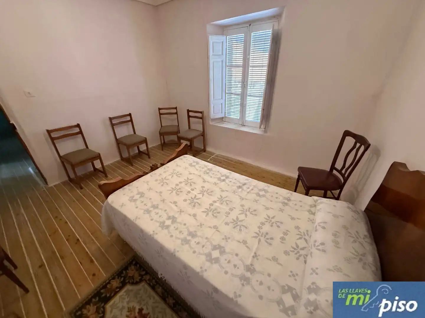 Dormitori de Casa o xalet en venda en Camporredondo amb Jardí privat, Parquet i Terrassa