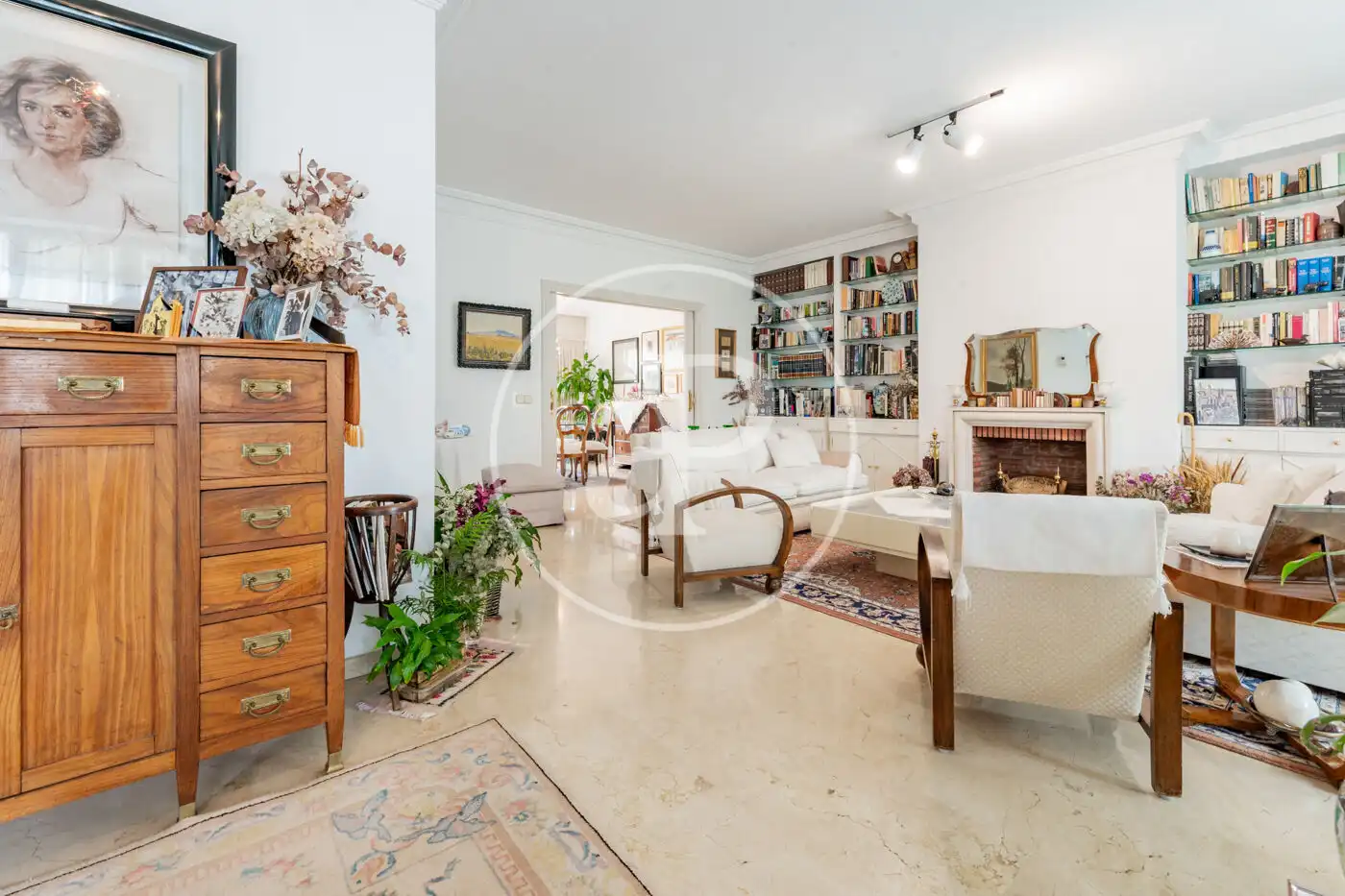 Living room of Detached homes for sale in Madrid  with Air Conditioner, Heating and Private garden