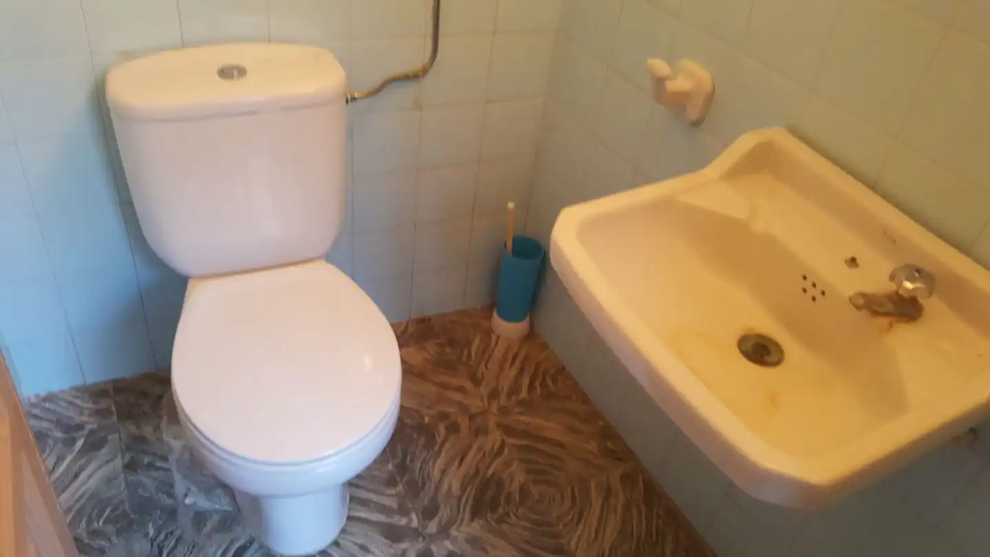 Baño de Casa o chalet en venta en Velilla de Ebro con Calefacción, Trastero y Amueblado