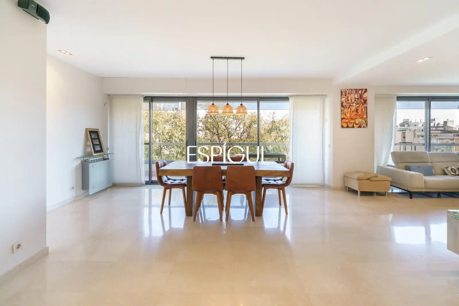 Comedor de Piso de alquiler en Barcelona con Aire acondicionado, Calefacción y Terraza