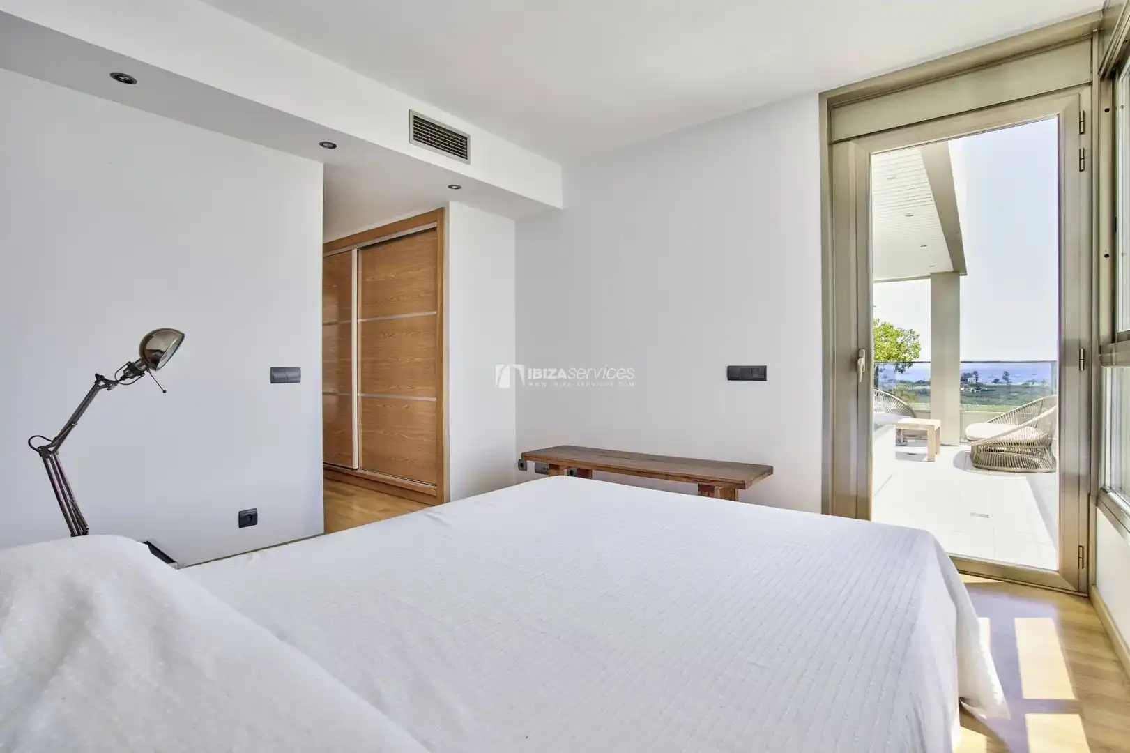 Flat for rent in Marina Botafoc - Platja de Talamanca