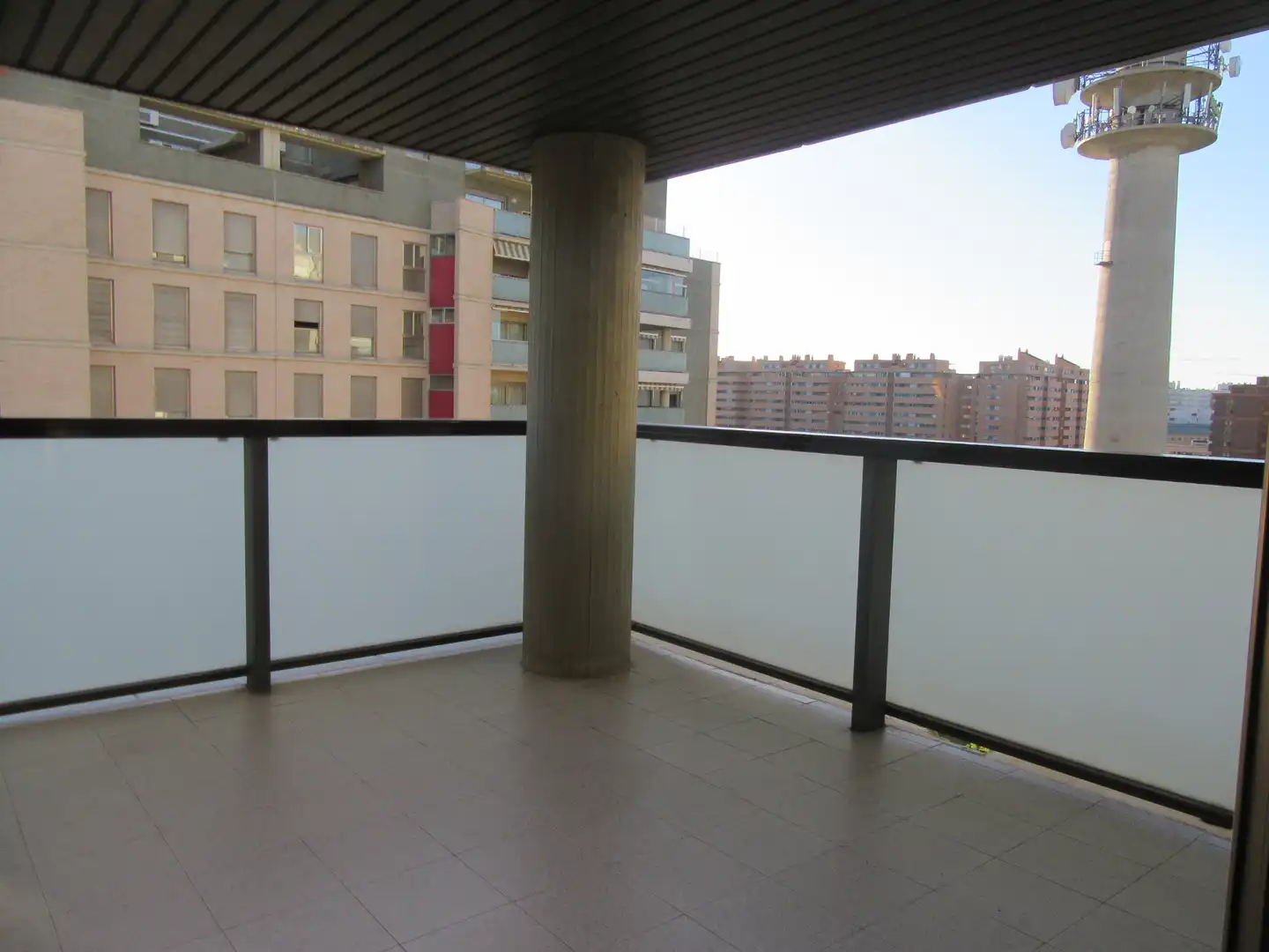 Terraza de Piso de alquiler en Zaragoza con Calefacción, Terraza y Trastero