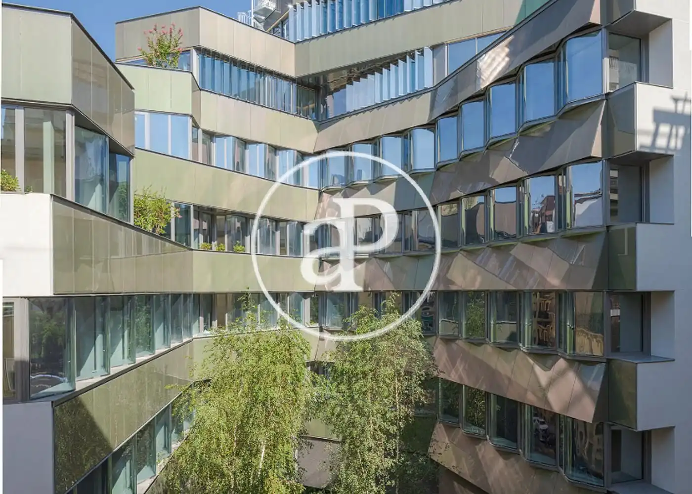Außenansicht von Wohnung zur Miete in Madrid mit Klimaanlage, Heizung und Privatgarten