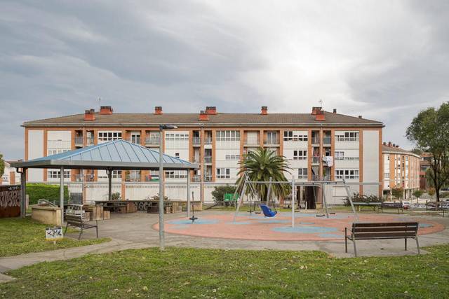 Local comercial en Alquiler en Errekalde Kalea en Urnieta