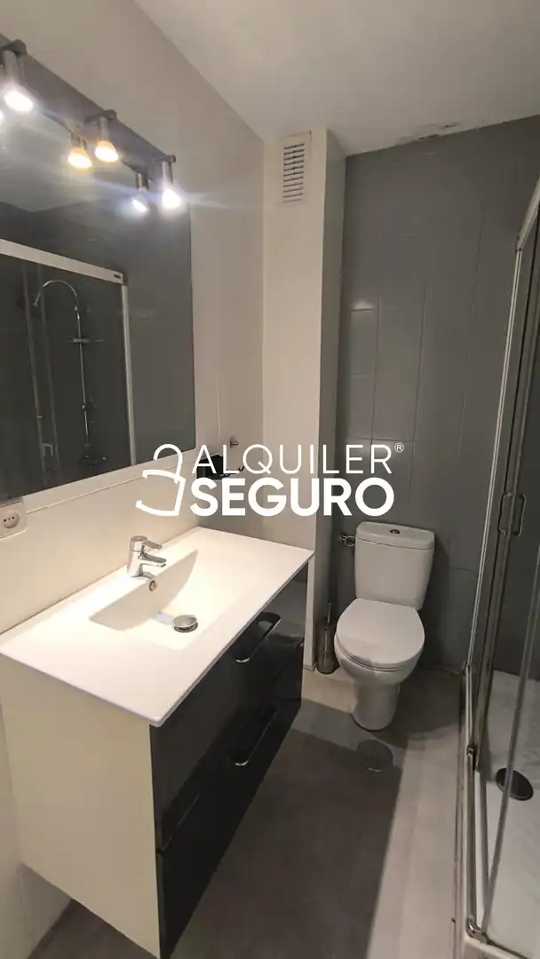 Piso de alquiler en Cantillana, San Jerónimo - La Bachillera