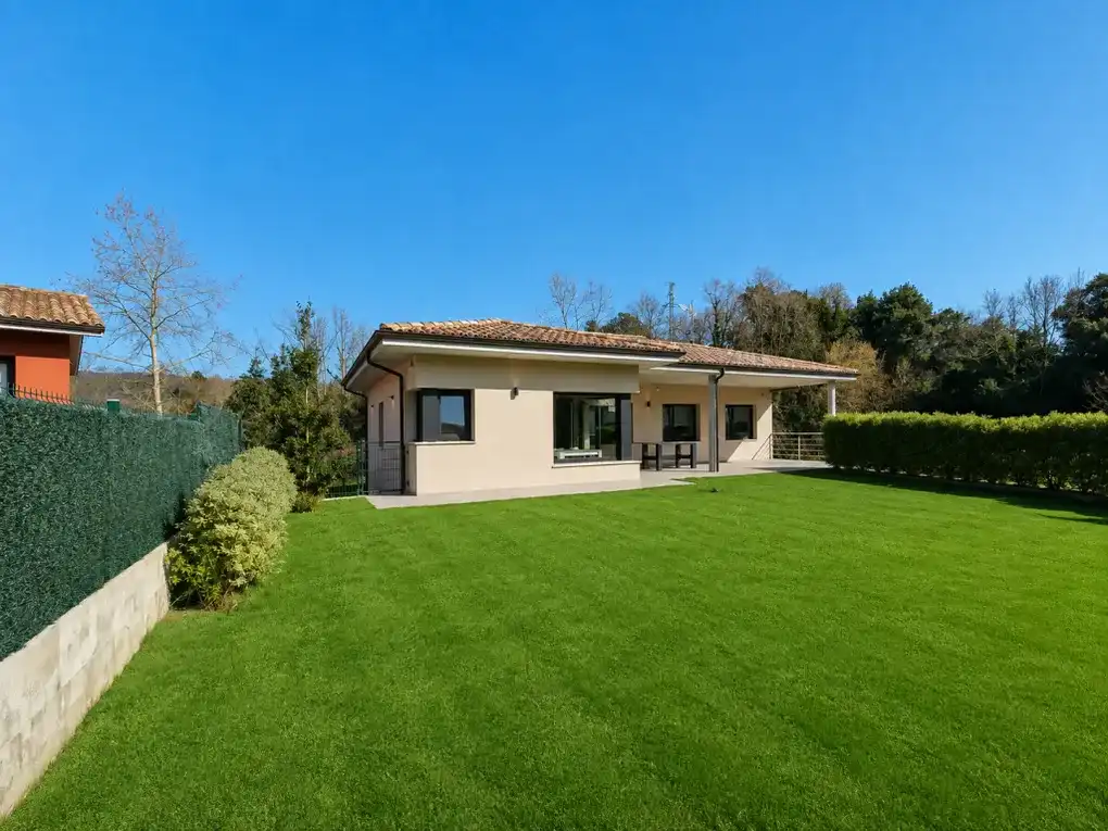 Jardí de Casa o xalet en venda en Llanes amb Calefacció, Jardí privat i Terrassa