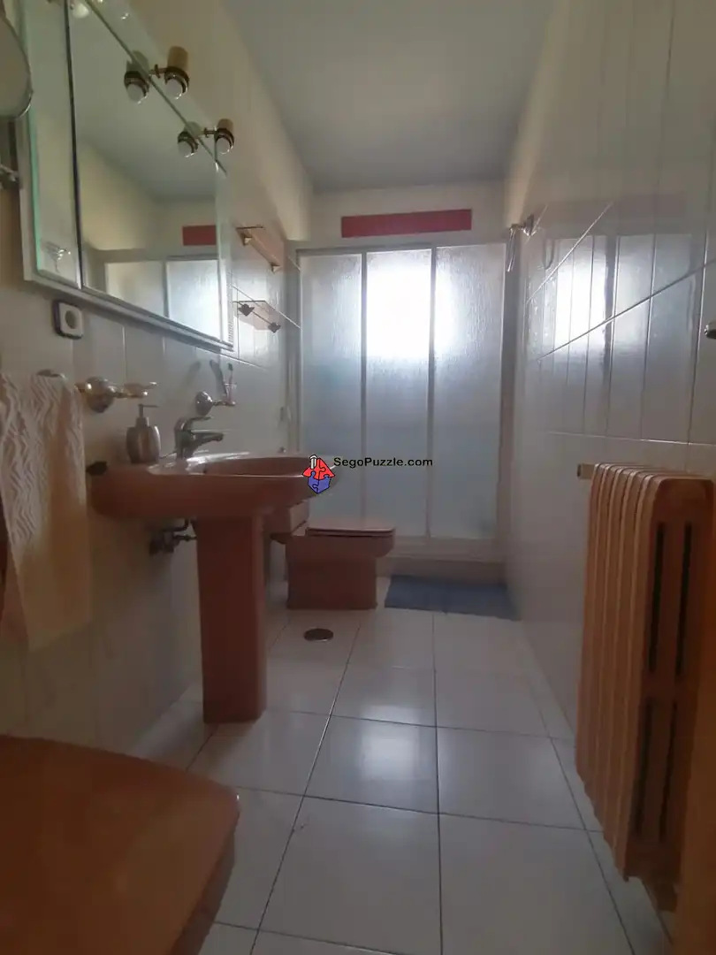 Badezimmer von Haus oder Chalet zum Verkauf in Roda de Eresma mit Klimaanlage, Heizung und Terrasse