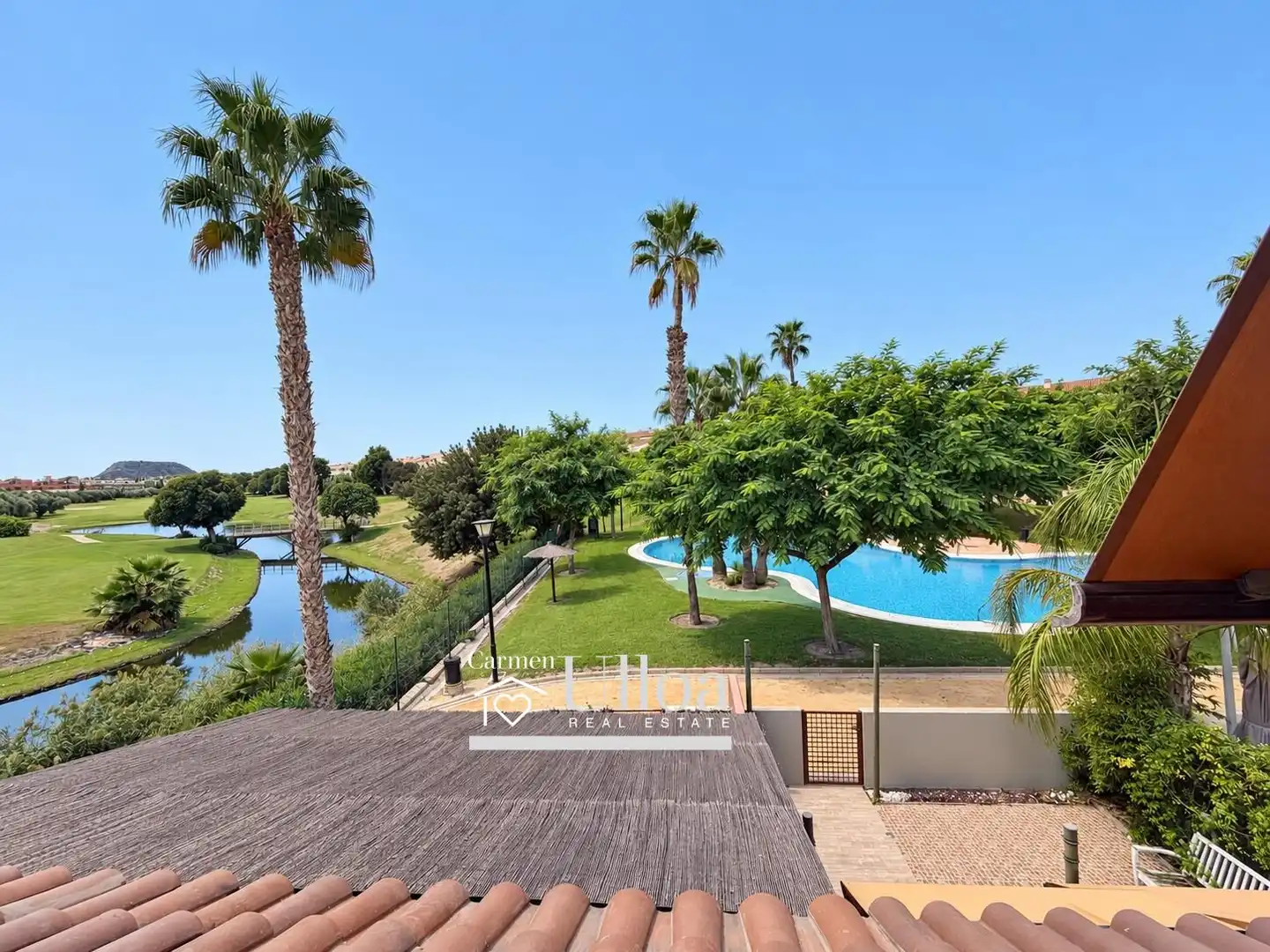 Vista exterior de Casa o chalet en venta en Alicante / Alacant con Aire acondicionado, Calefacción y Jardín privado