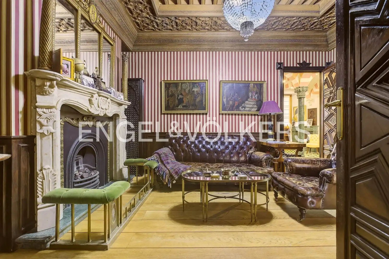 Sala de estar de Casa o chalet en venta en Sevilla con Aire acondicionado, Calefacción y Parquet