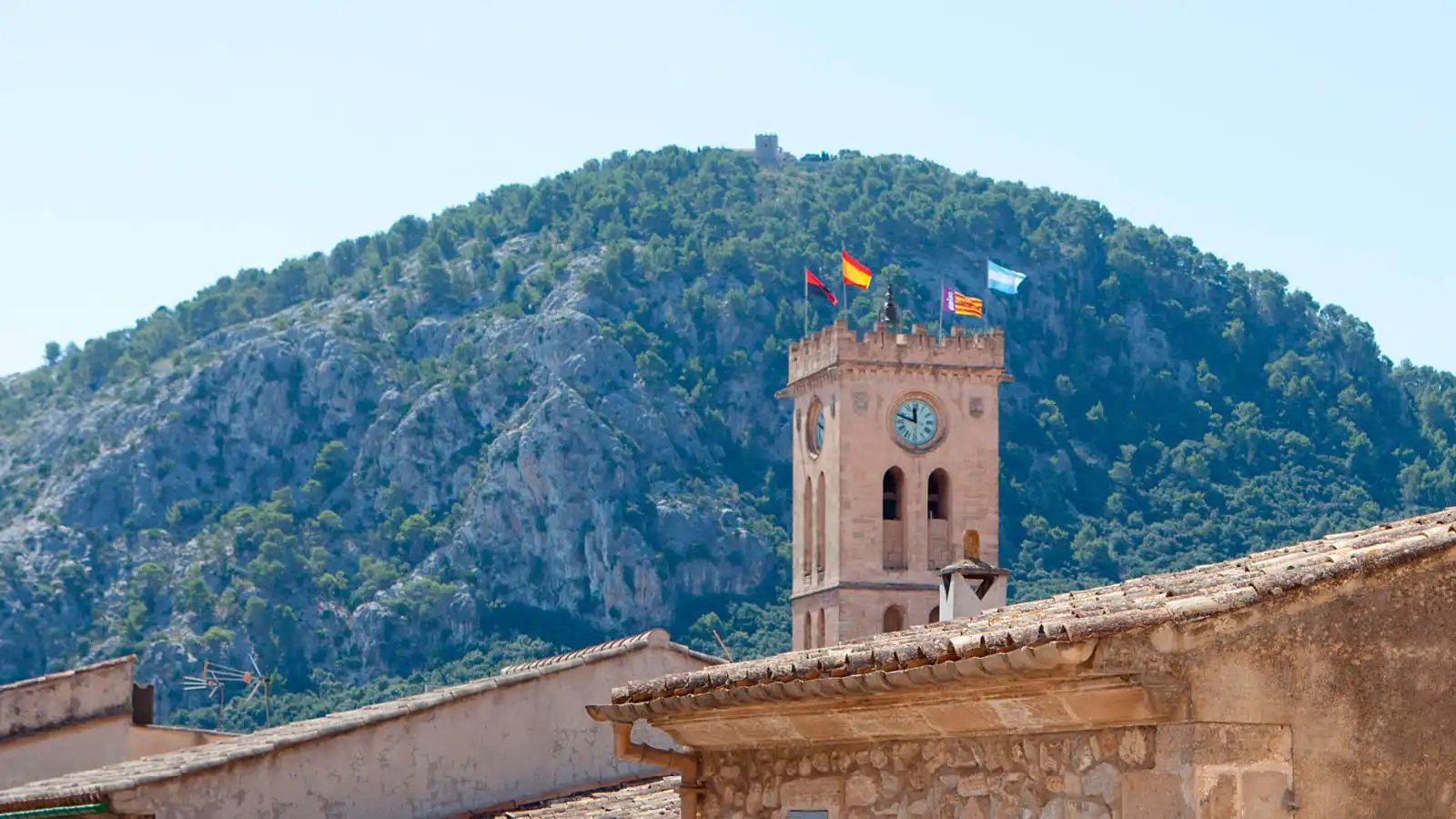 Vista exterior de Àtic de lloguer en Pollença amb Aire condicionat, Calefacció i Parquet