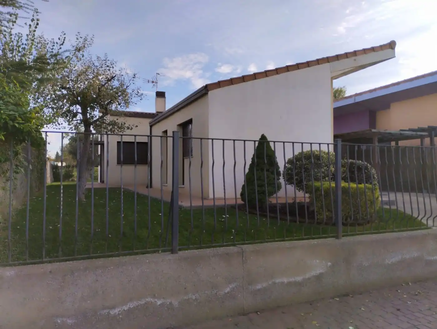 Vista exterior de Casa o chalet en venta en Calatayud con Aire acondicionado, Calefacción y Jardín privado