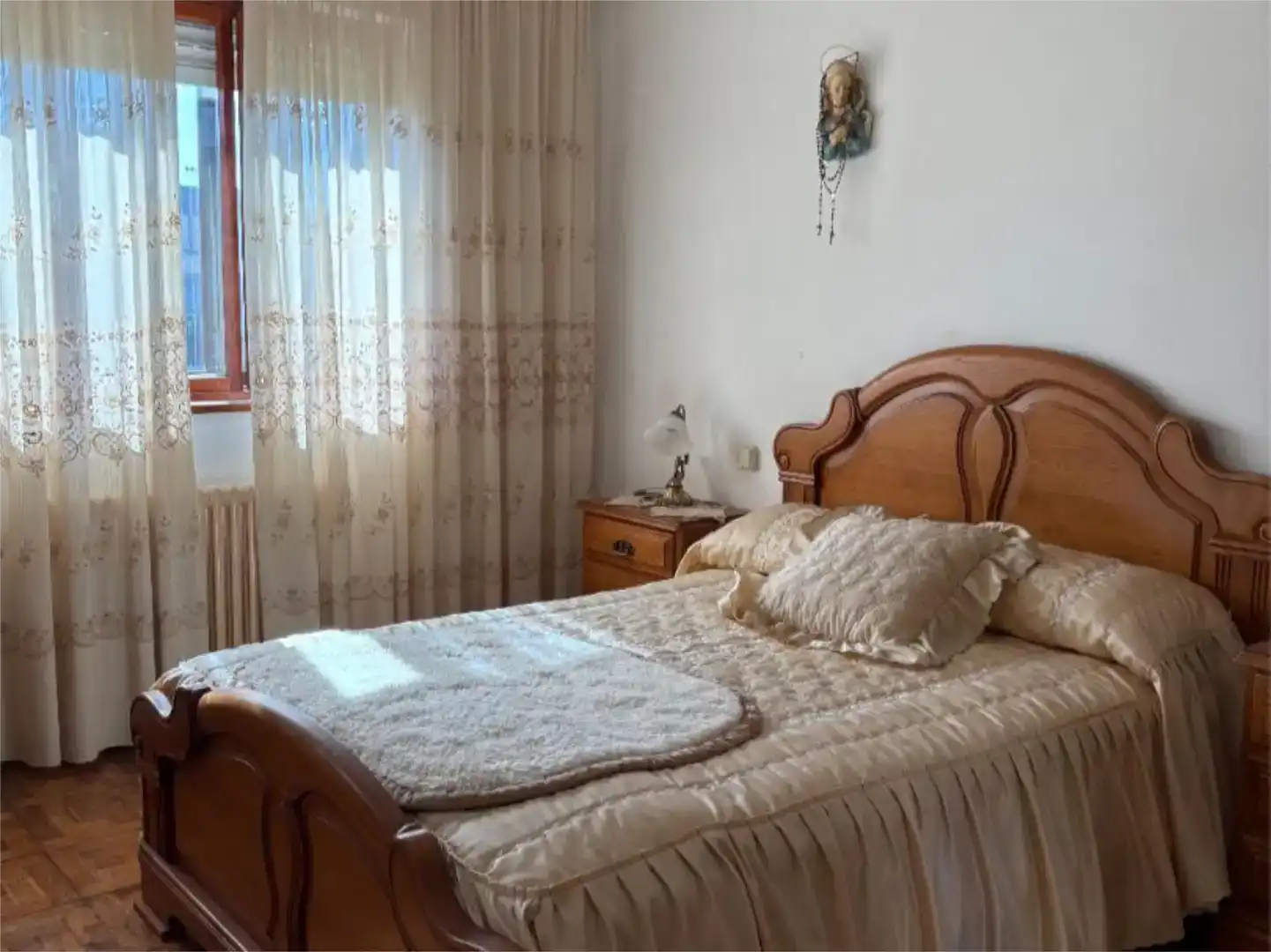 Habitación de Piso en venta en Ribadeo con Jardín privado, Parquet y Trastero
