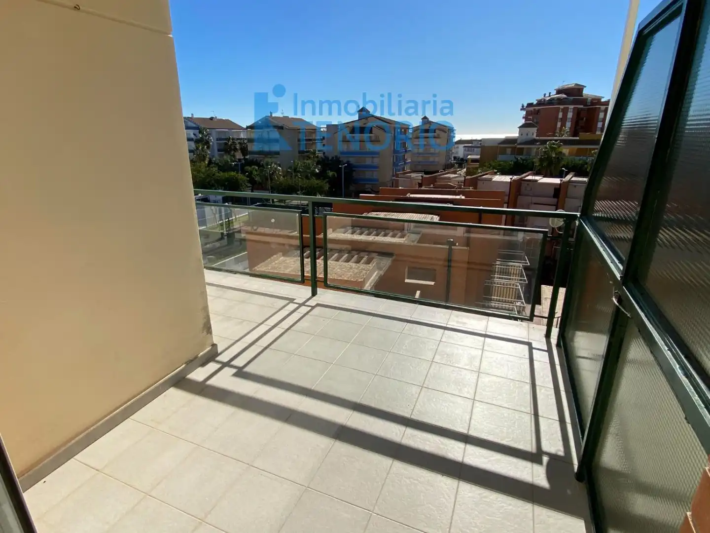 Außenansicht von Dachboden zum Verkauf in La Antilla mit Terrasse, Abstellraum und Gemeinschaftspool