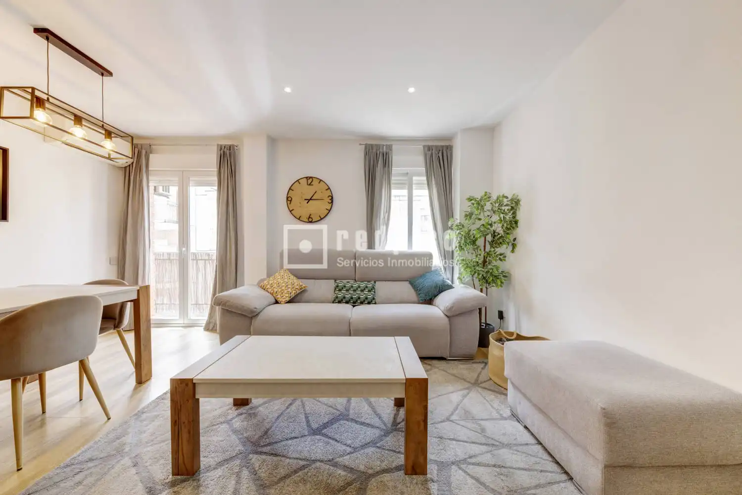 Living room of Flat for sale in Pozuelo de Alarcón  with Air Conditioner, Heating and Terrace