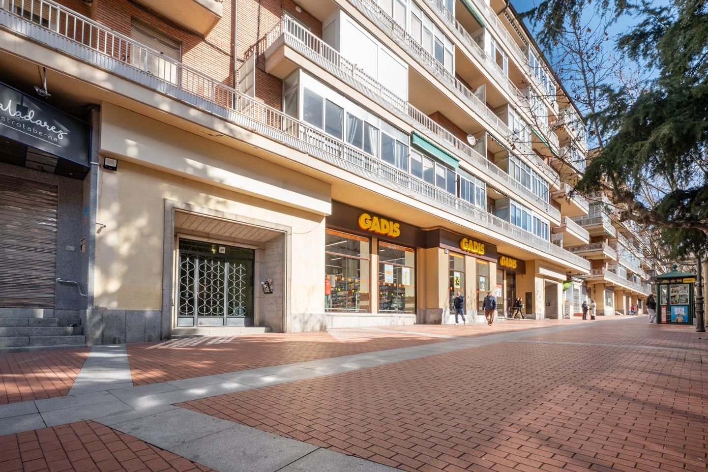 Vista exterior de Piso en venta en Ávila Capital con Terraza
