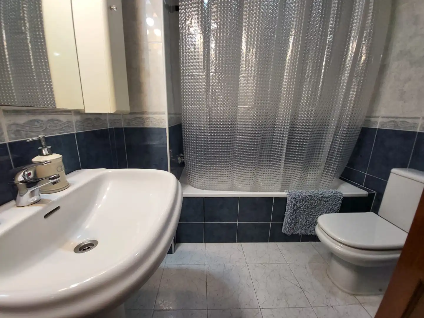 Badezimmer von Wohnung zum Verkauf in Pineda de Mar mit Terrasse, Möbliert und Ofen