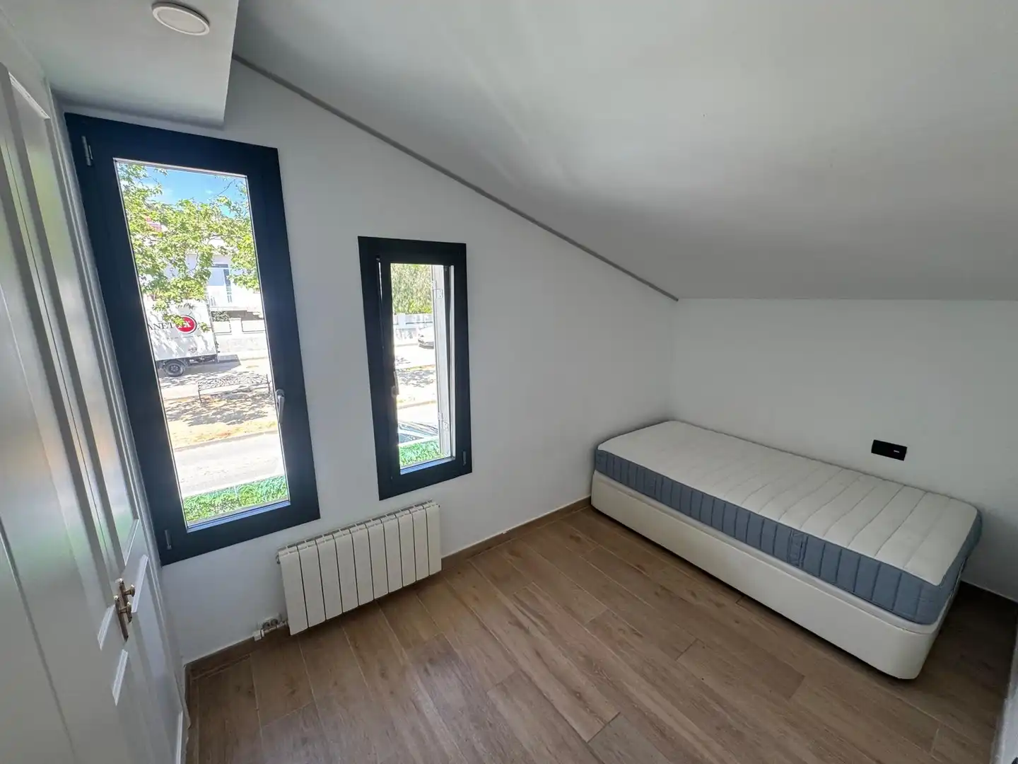 Dormitori de Casa o xalet en venda en Canet de Mar amb Aire condicionat, Calefacció i Jardí privat