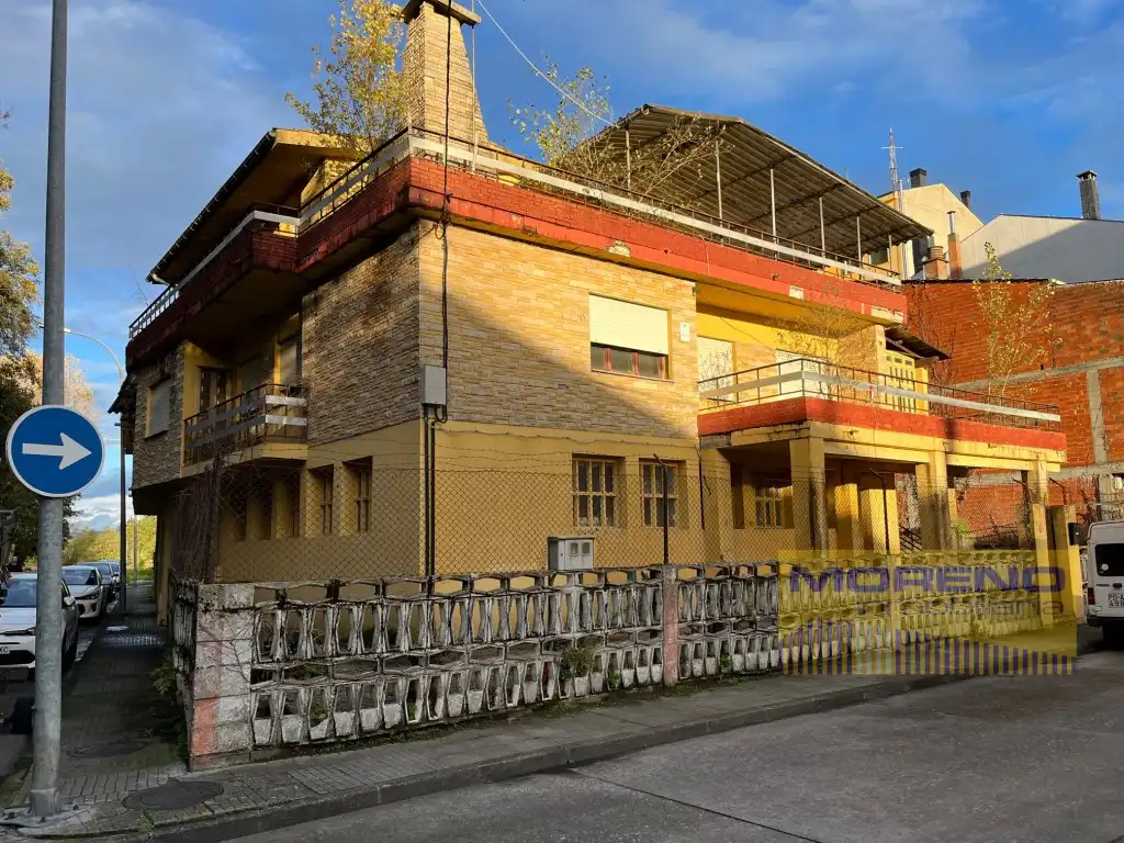 Villa zum Verkauf in Sarria, imagen 2