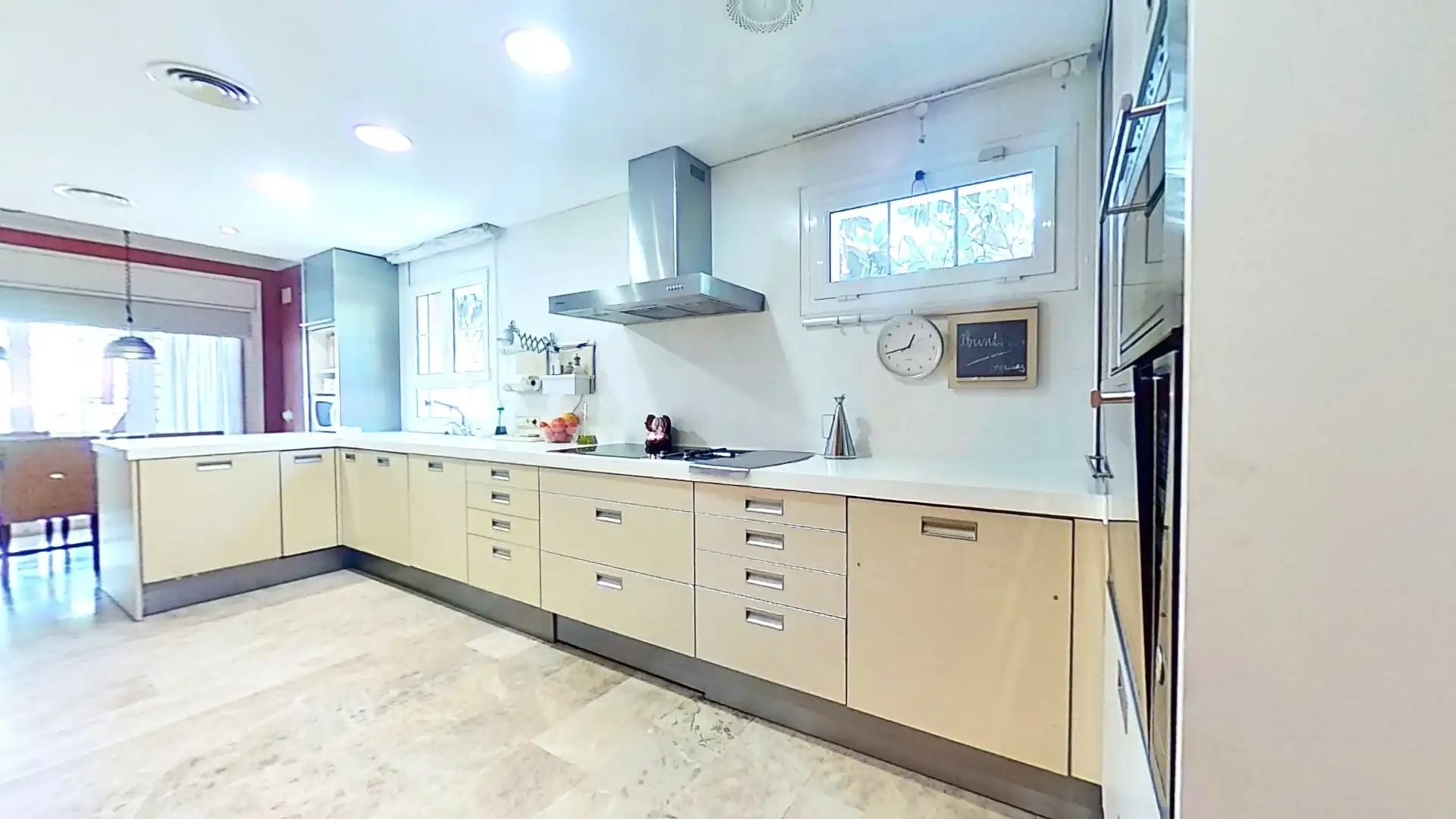Detached house with pool for sale in carrer de Salvador Dalí 15, imagen 13
