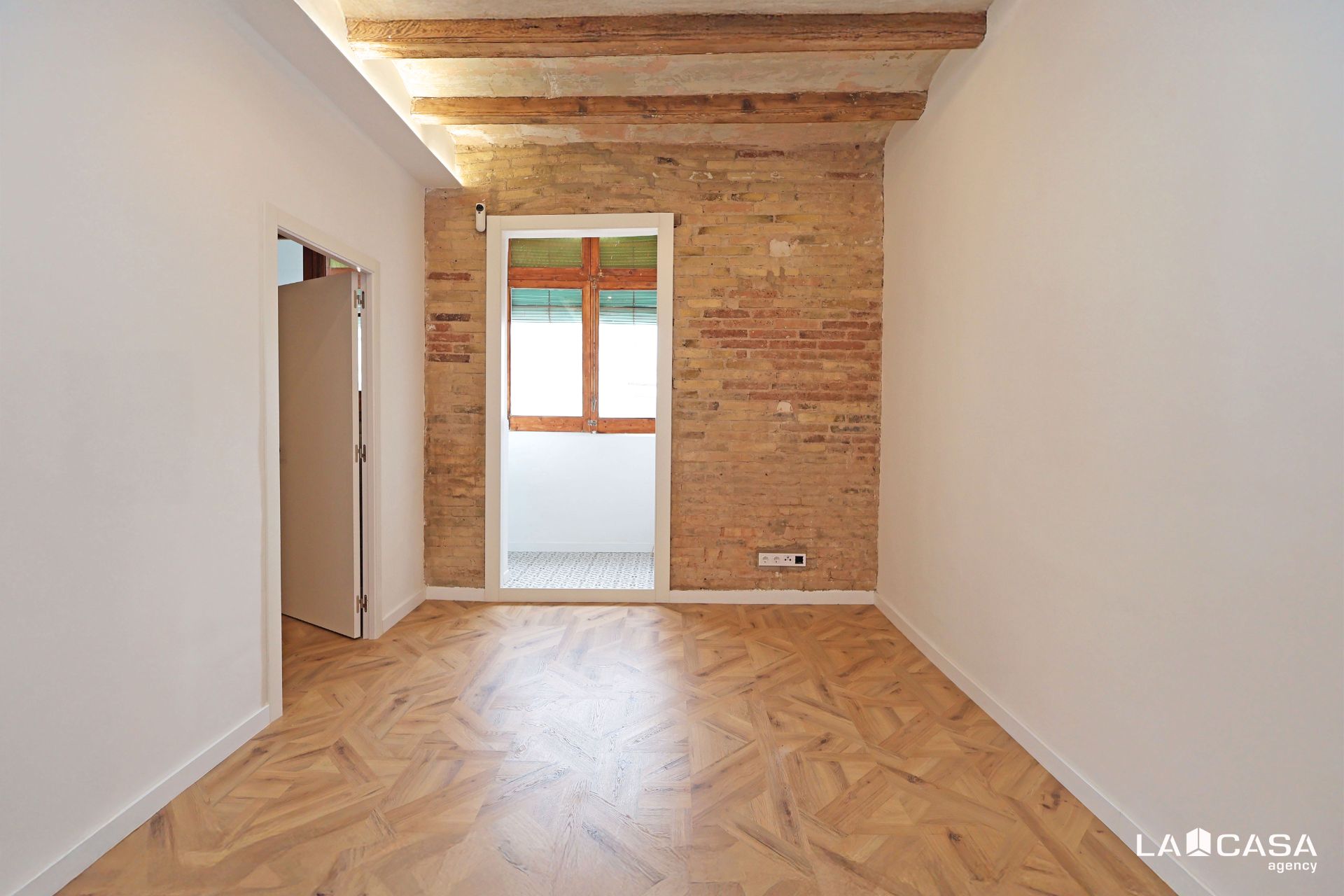 Piso en venta en L'Hospitalet de Llobregat con Horno