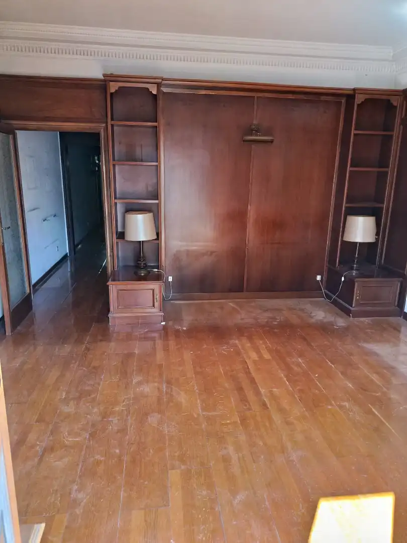 Piso en venta en Barcelona con Calefacción y Balcón