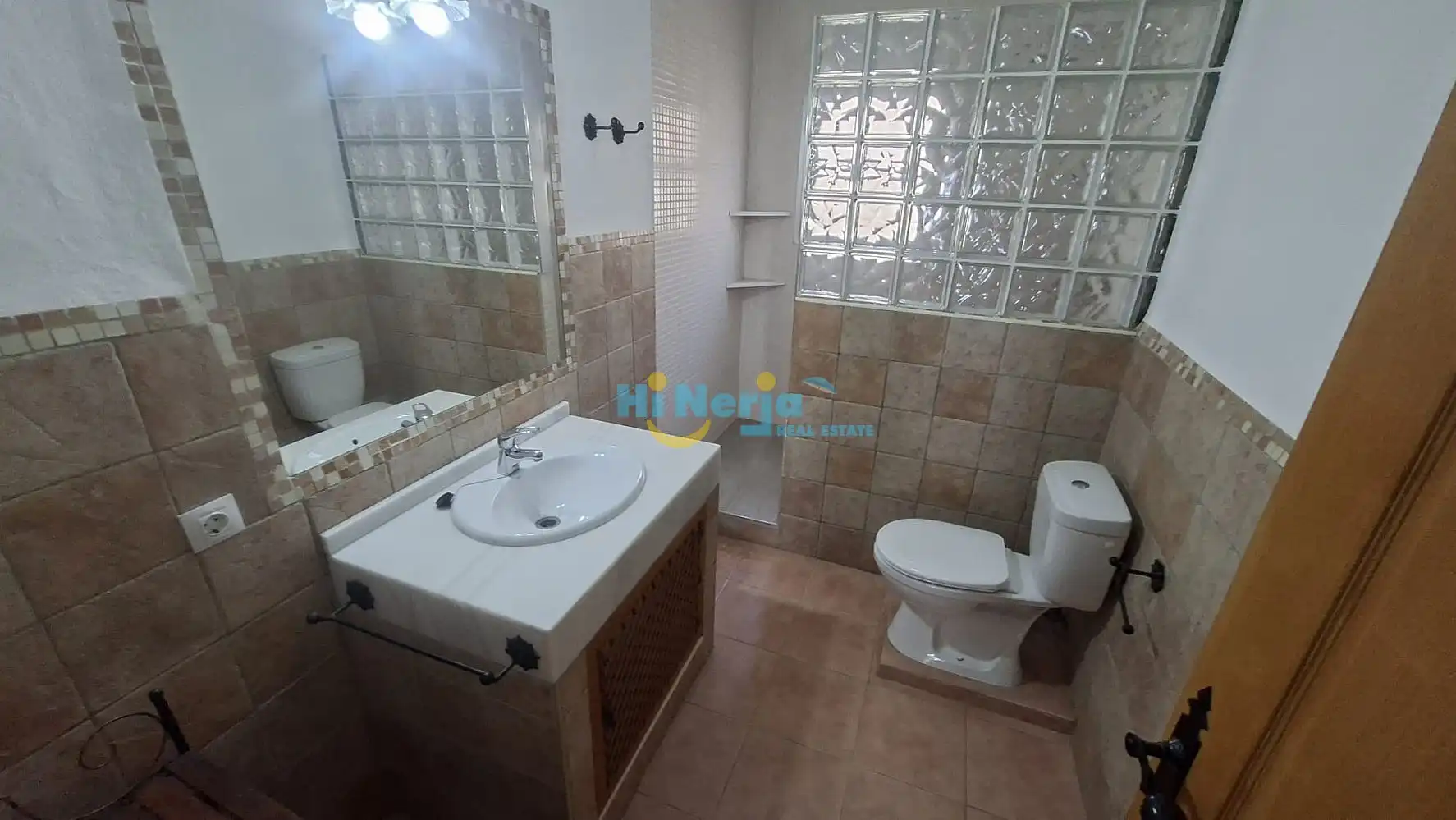 Baño de Casa o chalet de alquiler en Vélez-Málaga con Terraza, Amueblado y Horno