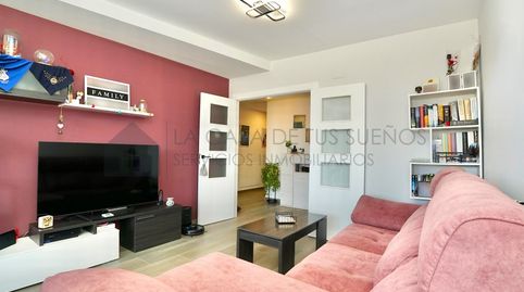 Foto 2 de Piso en venta en Calle Azorin, El Mercado - Plaza de Toros, Villena