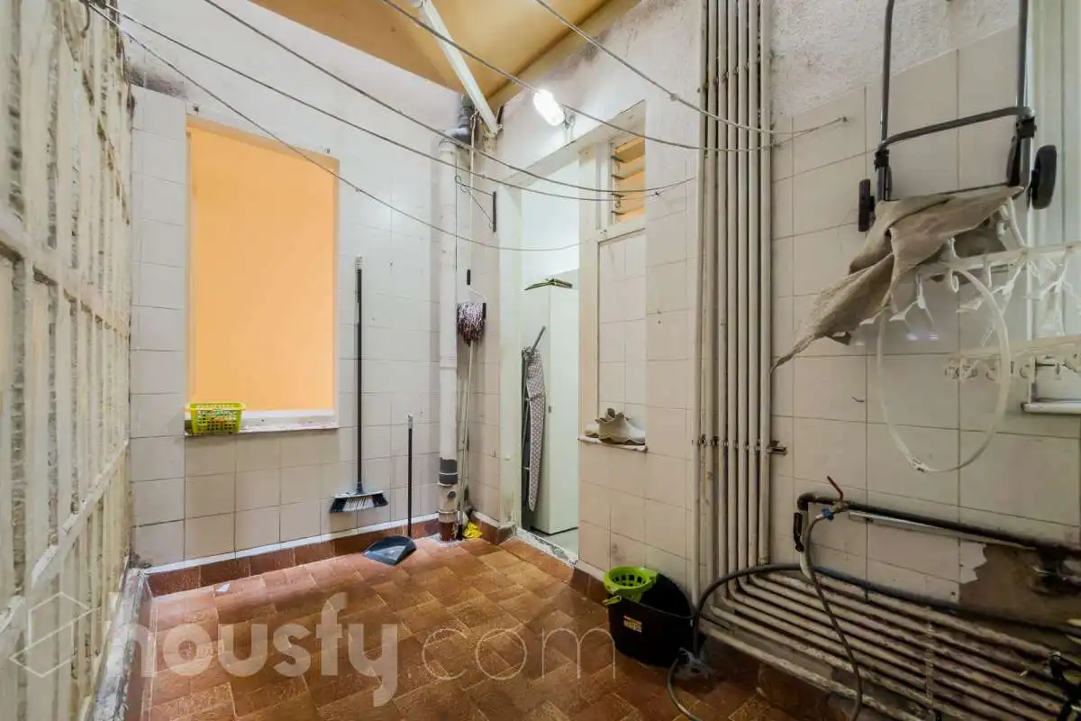 Bathroom of Flat for sale in Barcelona  with Heating, Terrace and Furnished