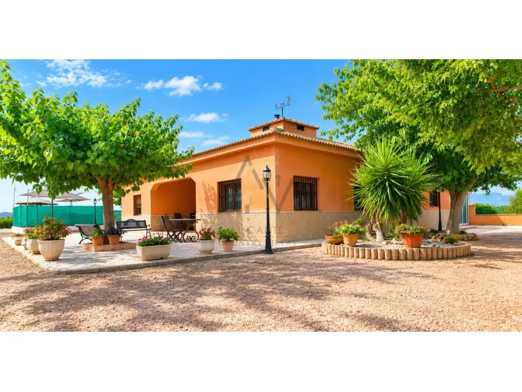 Detached house with pool for sale in Poligono 23 Paraje 148 Loma Campet, imagen 10