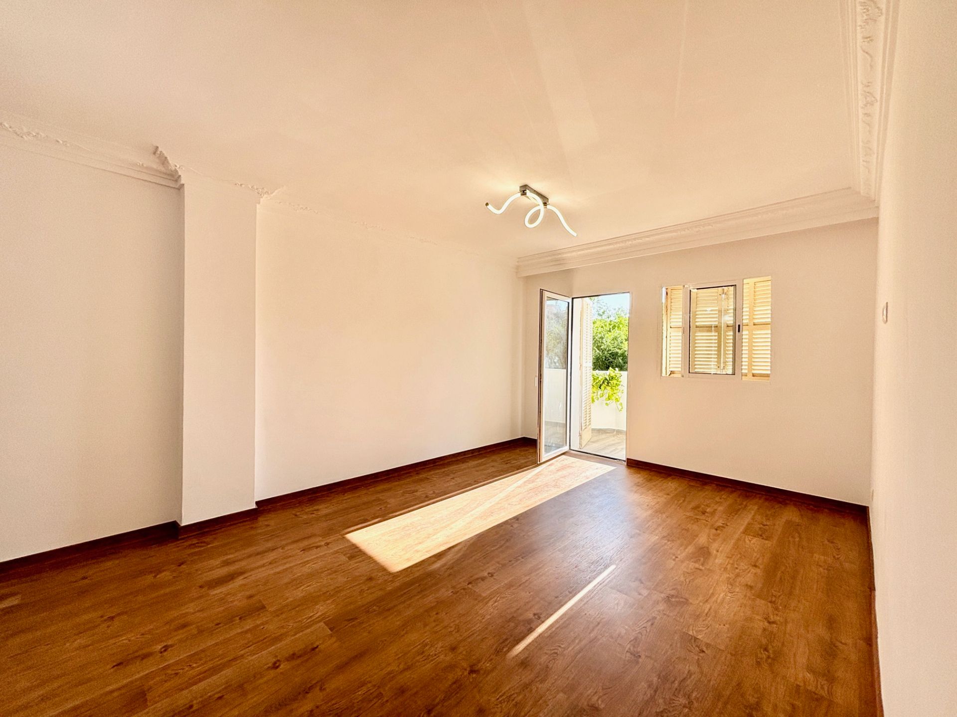 Sala d'estar de Apartament en venda en  Palma de Mallorca amb Parquet i Balcó